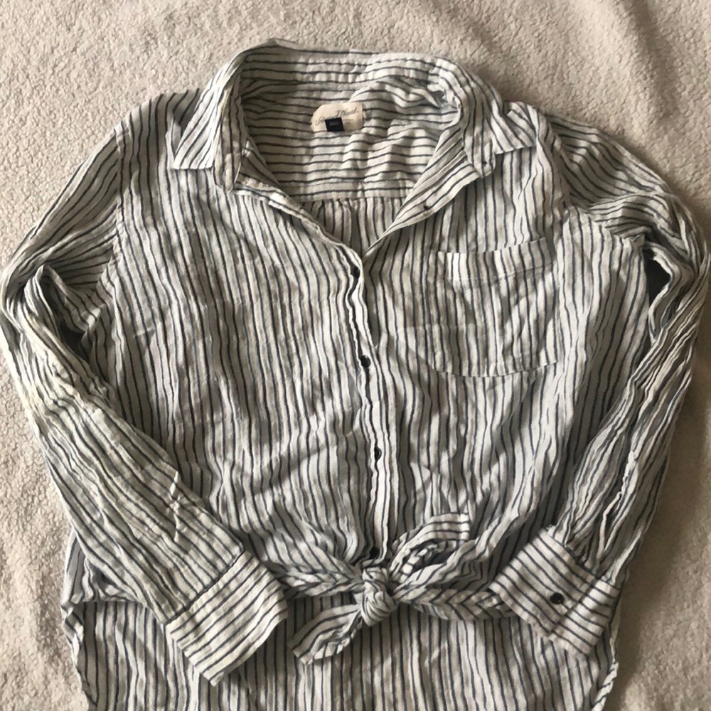 Universal Thread Stripe Knotted Blouse - Size L. - image 2